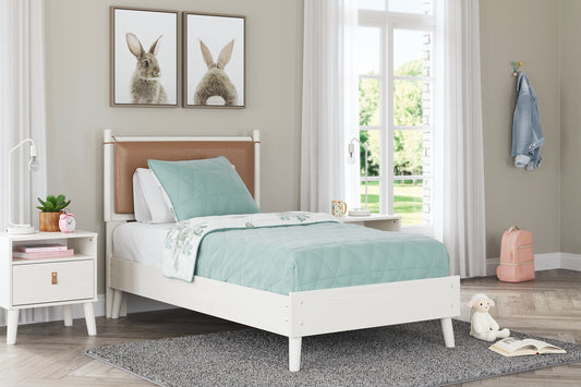 Ashley Express - Aprilyn  Panel Bed