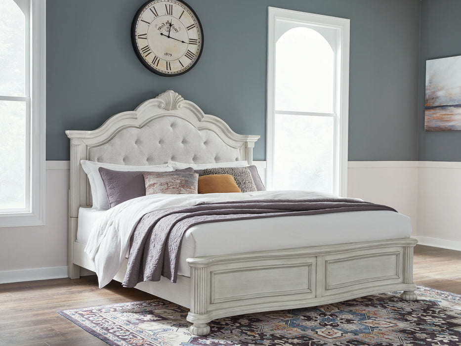 Montelaine  Upholstered Panel Bed