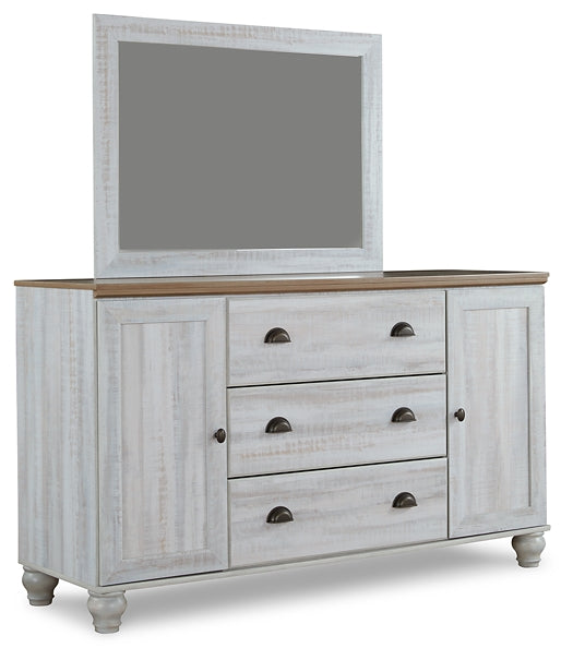 Haven Bay Queen Panel Bed with Mirrored Dresser and 2 Nightstands